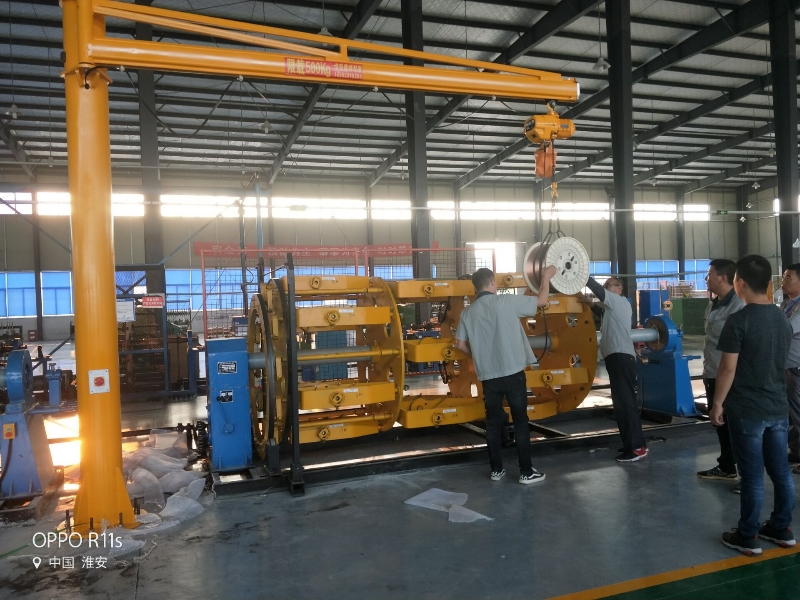 KBK定柱式起重機(jī) KBK定柱式起重機(jī)